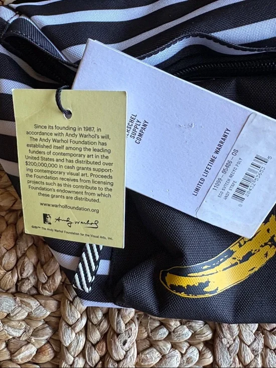 Herschel Seventeen Hip Pack NWT - Picture 4 of 6